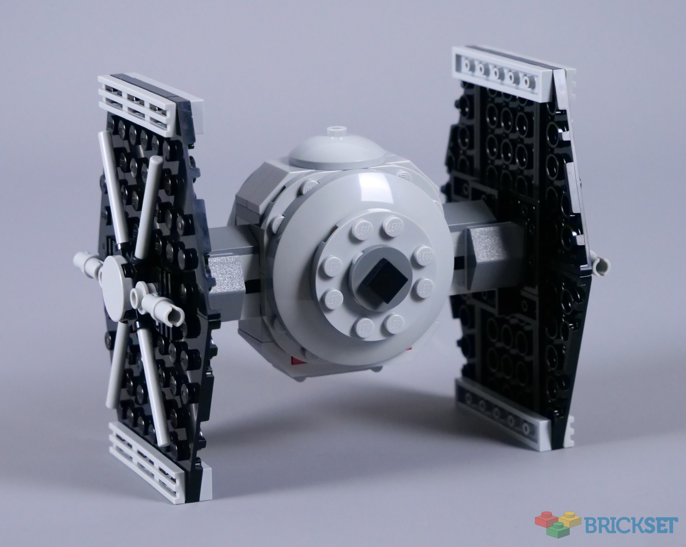 LEGO Star Wars 40771 TIE Fighter with Imperial Hangar Rack review